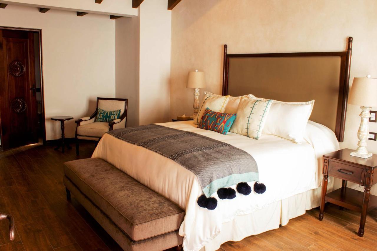 Boutique Pasos & 5* Antigua